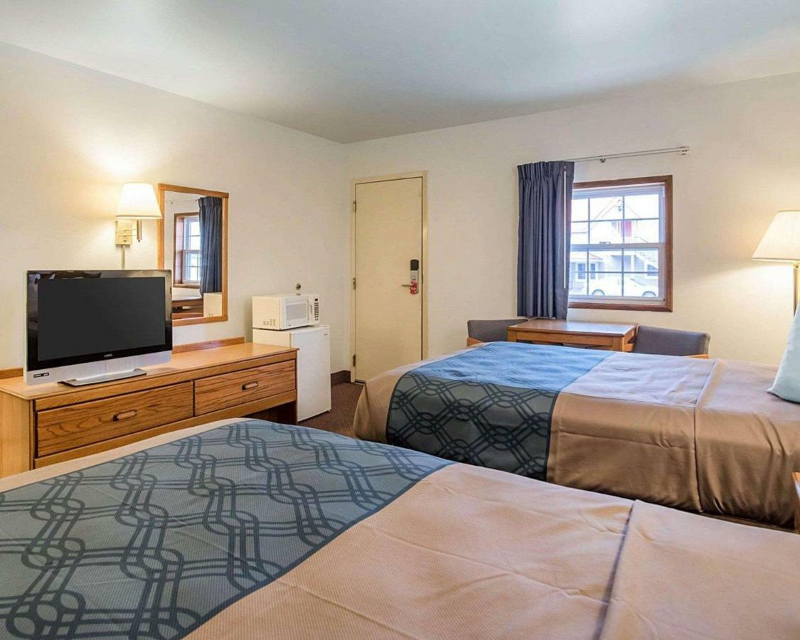 Econo Lodge Saint Albans Esterno foto